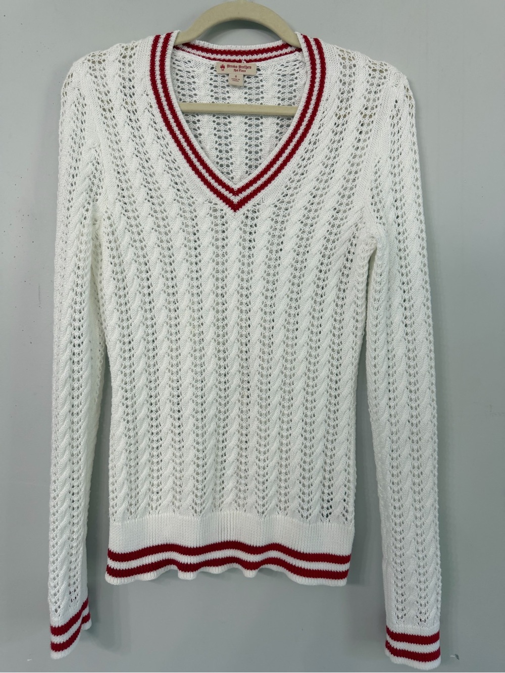 Brooks Brothers Women’s Small 100% cotton white red open knit vneck sweater